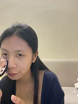 Lil-Gi online show from 10/23/25, 03:21