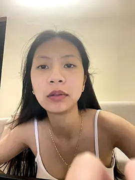 Lil-Gi online show from 10/21/25, 03:44