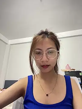 Lil-Gi online show from 03/31/26, 03:36