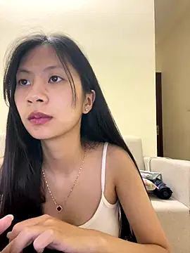 Lil-Gi online show from 10/28/25, 03:22