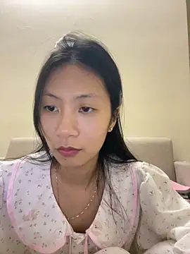 Lil-Gi online show from 11/03/25, 03:26