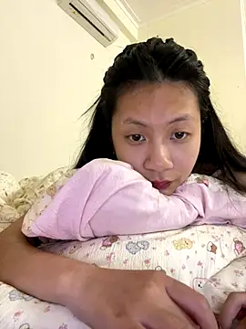 Lil-Gi online show from 11/12/25, 03:38