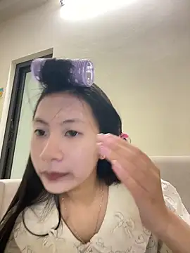 Lil-Gi online show from 12/15/25, 03:07