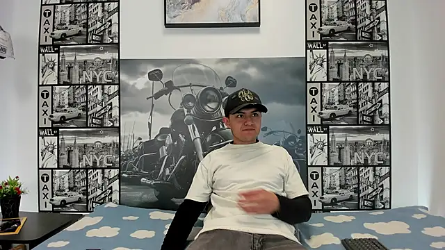 Light Haze online show from 10/22/25, 03:33