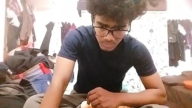 Rahulisagoodguy online show from 12/17/25, 11:04