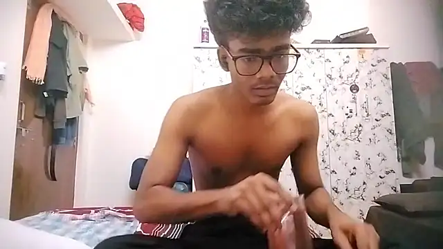 Snapshot of Rahulisagoodguy chatting on 09/25/25, 05:19 Rahulisagoodguy online show from 09/25/25, 05:19