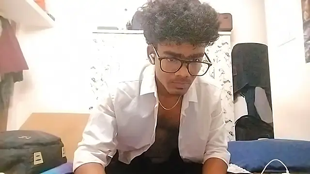 Snapshot of Rahulisagoodguy chatting on 11/01/25, 01:49 Rahulisagoodguy online show from 11/01/25, 01:49