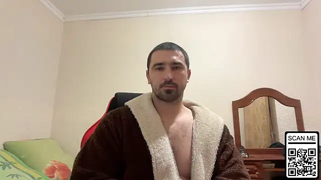 Snapshot of Hard_to_Obey chatting on 12/21/25, 02:52 Hard to Obey online show from 12/21/25, 02:52