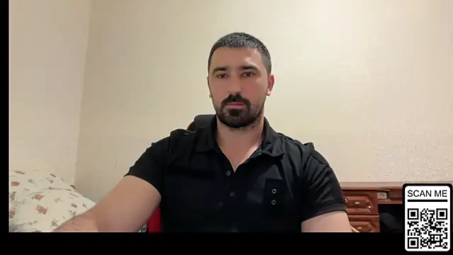 Snapshot of Hard_to_Obey chatting on 06/18/26, 06:24 Hard to Obey online show from 06/18/26, 06:24