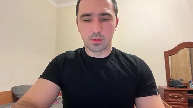 Snapshot of Hard_to_Obey chatting on 01/09/26, 05:31 Hard to Obey online show from 01/09/26, 05:31