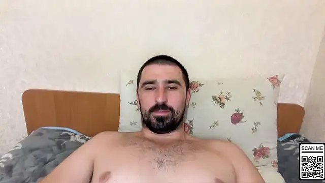 Snapshot of Hard_to_Obey chatting on 07/19/26, 04:15 Hard to Obey online show from 07/19/26, 04:15