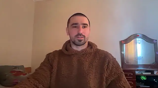 Snapshot of Hard_to_Obey chatting on 02/21/26, 02:19 Hard to Obey online show from 02/21/26, 02:19