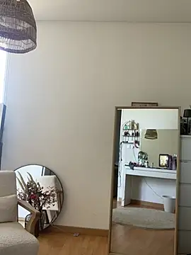 chloedlm5 online show from 02/25/26, 10:15