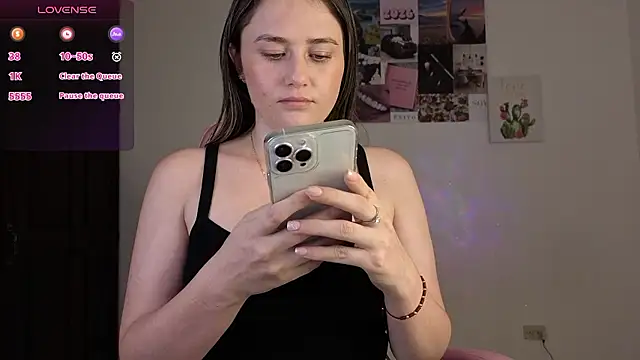 Veronika  Winslow  online show from 01/11/26, 03:35