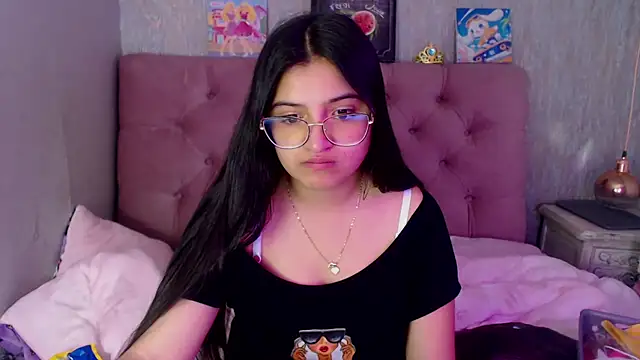 laurenelove online show from 09/26/25, 04:41