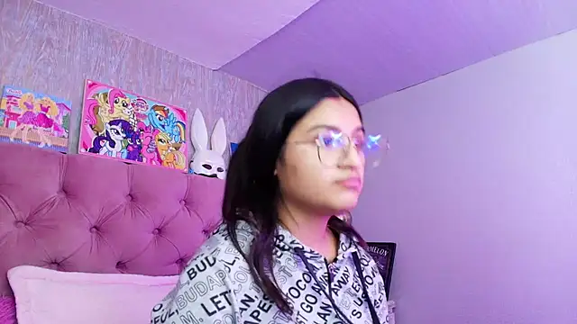 laurenelove online show from 02/03/26, 03:26