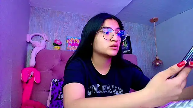 laurenelove online show from 12/19/25, 03:21