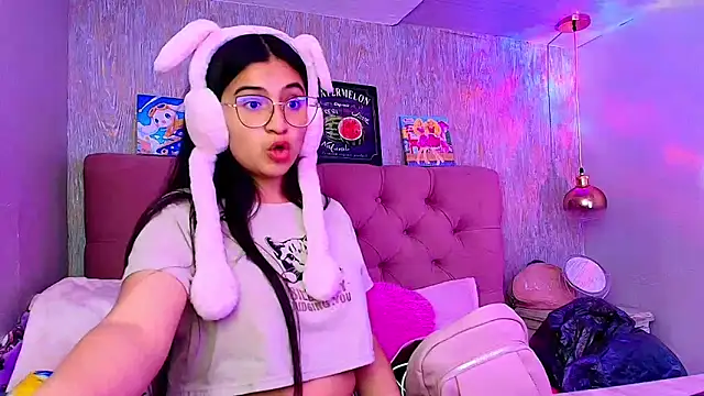 laurenelove online show from 11/25/25, 03:40