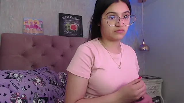 laurenelove online show from 10/21/25, 03:50