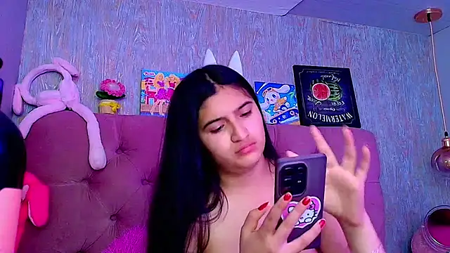 laurenelove online show from 12/18/25, 03:55