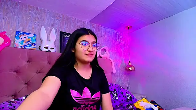 laurenelove online show from 11/27/25, 04:13