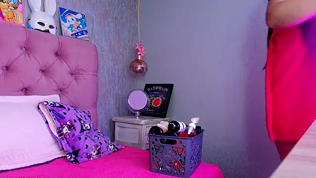 laurenelove online show from 02/05/26, 03:02