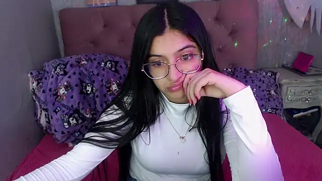 laurenelove online show from 10/26/25, 03:07