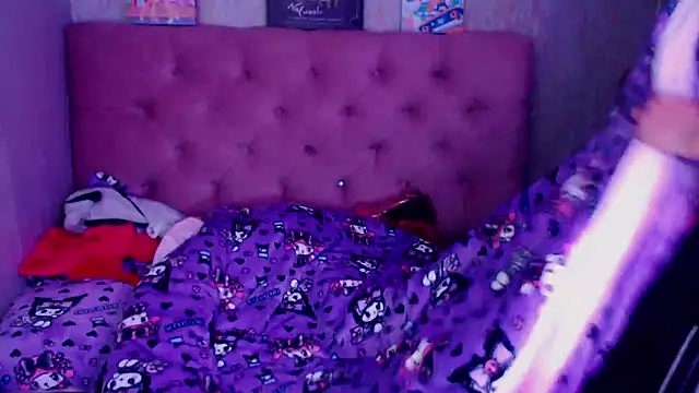 laurenelove online show from 09/10/25, 02:16