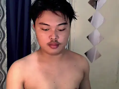 Snapshot of Lustfulljohnx chatting on 06/11/26, 12:46 Lustfulljohnx online show from 06/11/26, 12:46
