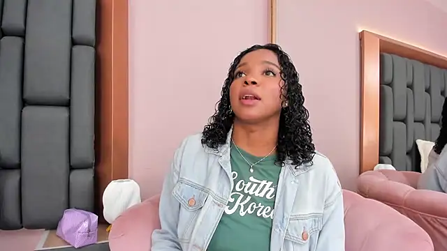 LisaMendez online show from 11/09/25, 04:05