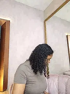 LisaMendez online show from 04/08/26, 03:52