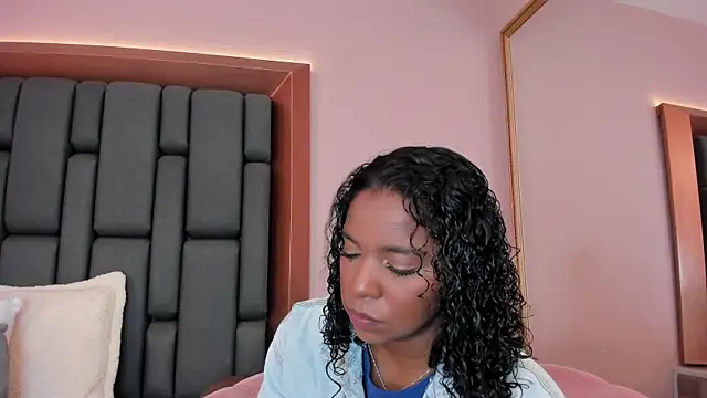 LisaMendez online show from 09/10/25, 08:30
