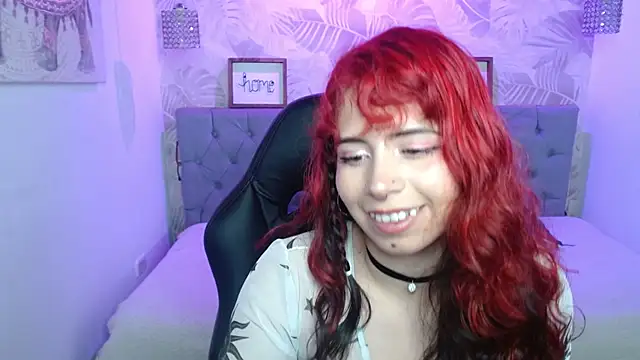 Lily tk online show from 10/28/25, 03:07