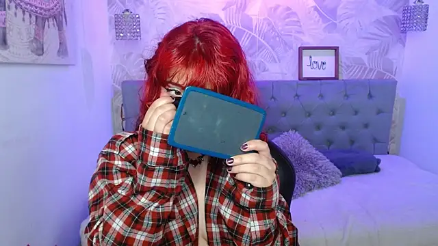 Lily tk online show from 10/25/25, 03:28