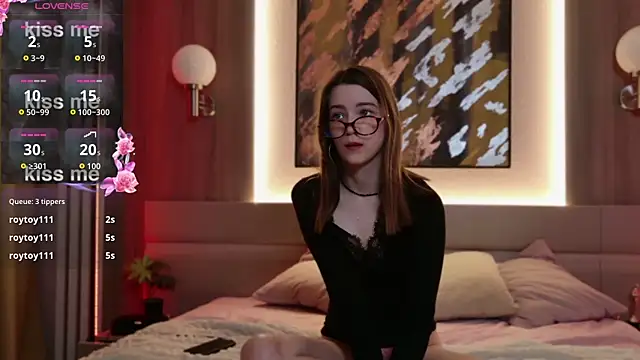 Alison kisss online show from 11/30/25, 02:40