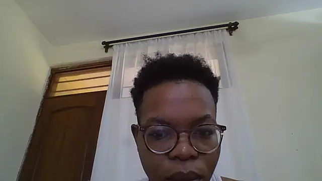 Snapshot of Sexy_Dymme chatting on 10/02/25, 11:13 Sexy Dymme online show from 10/02/25, 11:13