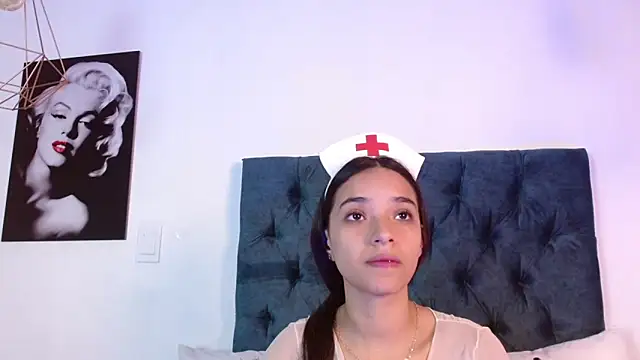 Snapshot of Lilith_Nocturne chatting on 11/28/25, 06:52 Lilith Nocturne online show from 11/28/25, 06:52