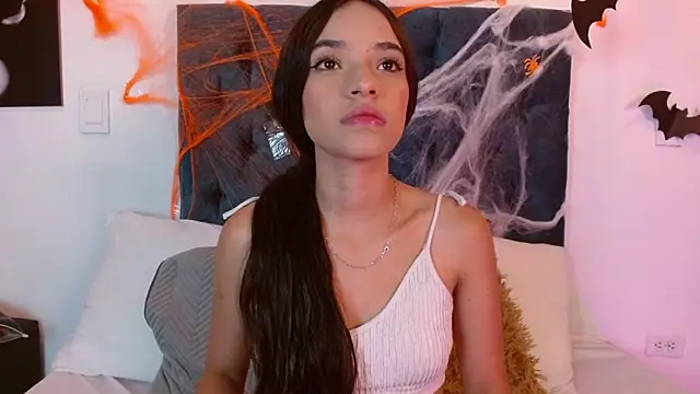 Snapshot of Lilith_Nocturne chatting on 11/04/25, 06:55 Lilith Nocturne online show from 11/04/25, 06:55