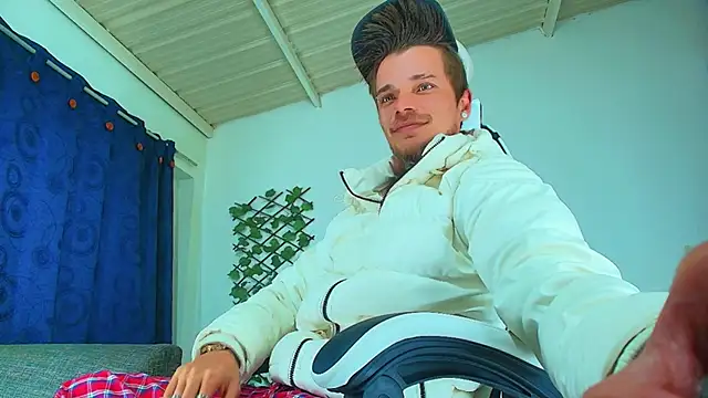 Gold Loyal77 online show from 10/01/25, 05:56