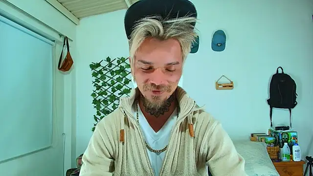 Gold Loyal77 online show from 02/15/26, 07:51