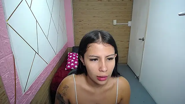 isabella rossee online show from 09/24/25, 07:20