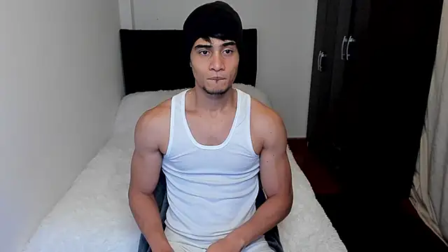 stylish men online show from 09/17/25, 11:12