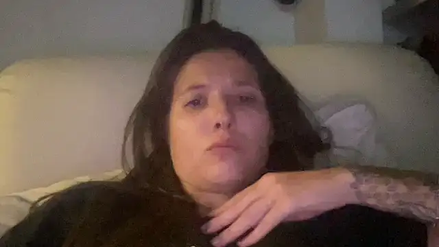Snapshot of dddasani chatting on 10/15/25, 04:55 dddasani online show from 10/15/25, 04:55