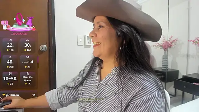 Snapshot of kiraGeiner chatting on 02/09/26, 06:06 kiraGeiner online show from 02/09/26, 06:06