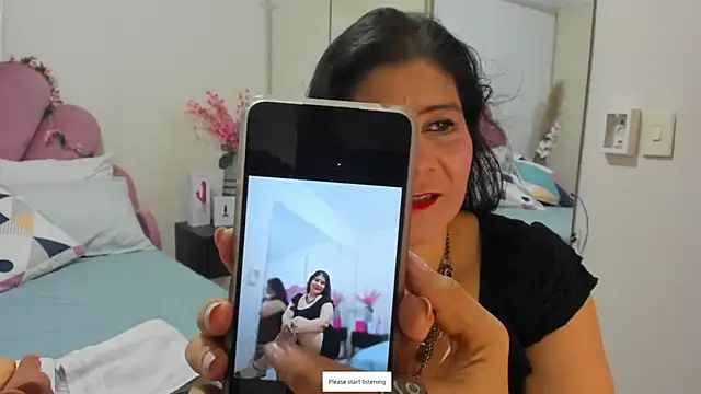 kiraGeiner online show from 04/06/26, 12:06