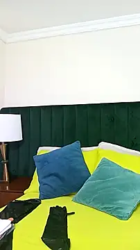 kiraGeiner online show from 11/06/25, 02:37