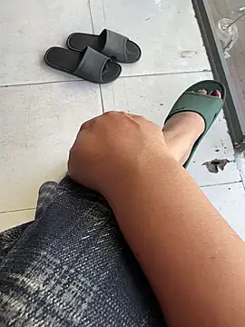 Snapshot of sharon-Hanna chatting on 01/10/26, 02:51 sharon-Hanna online show from 01/10/26, 02:51