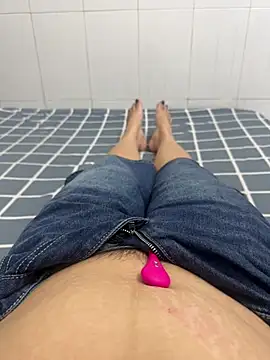 sharon-Hanna online show from 03/16/26, 01:35