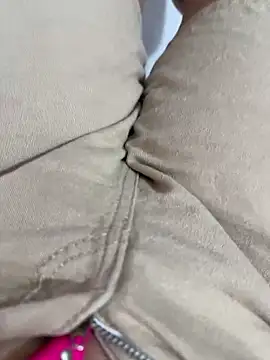 Snapshot of sharon-Hanna chatting on 02/01/26, 01:59 sharon-Hanna online show from 02/01/26, 01:59