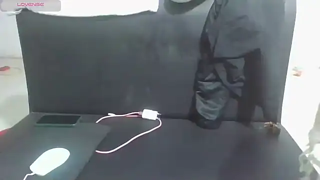 Owe chan online show from 11/02/25, 01:05